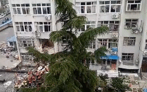 突發(fā)！青島一居民樓發(fā)生爆燃！已造1人死亡，7人受傷！3公里外有震感…