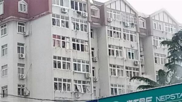 突發(fā)！青島一居民樓發(fā)生爆燃！已造1人死亡，7人受傷！3公里外有震感…